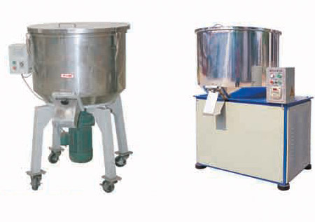 混合著(zhù)色機